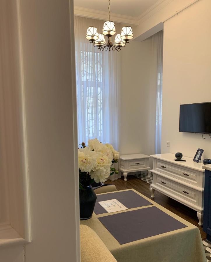 Lux Apartament На Левицького Leópolis Exterior foto
